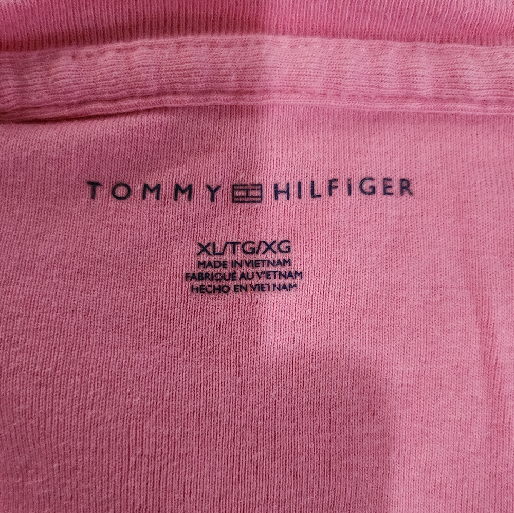 Tommy Hilfiger Favorite Tees women's V T-shirt Size XL